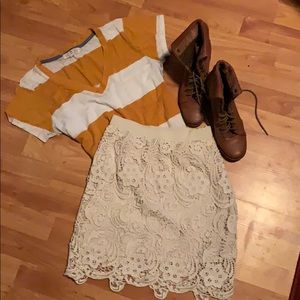 Mustard V Neck  pocket tee!